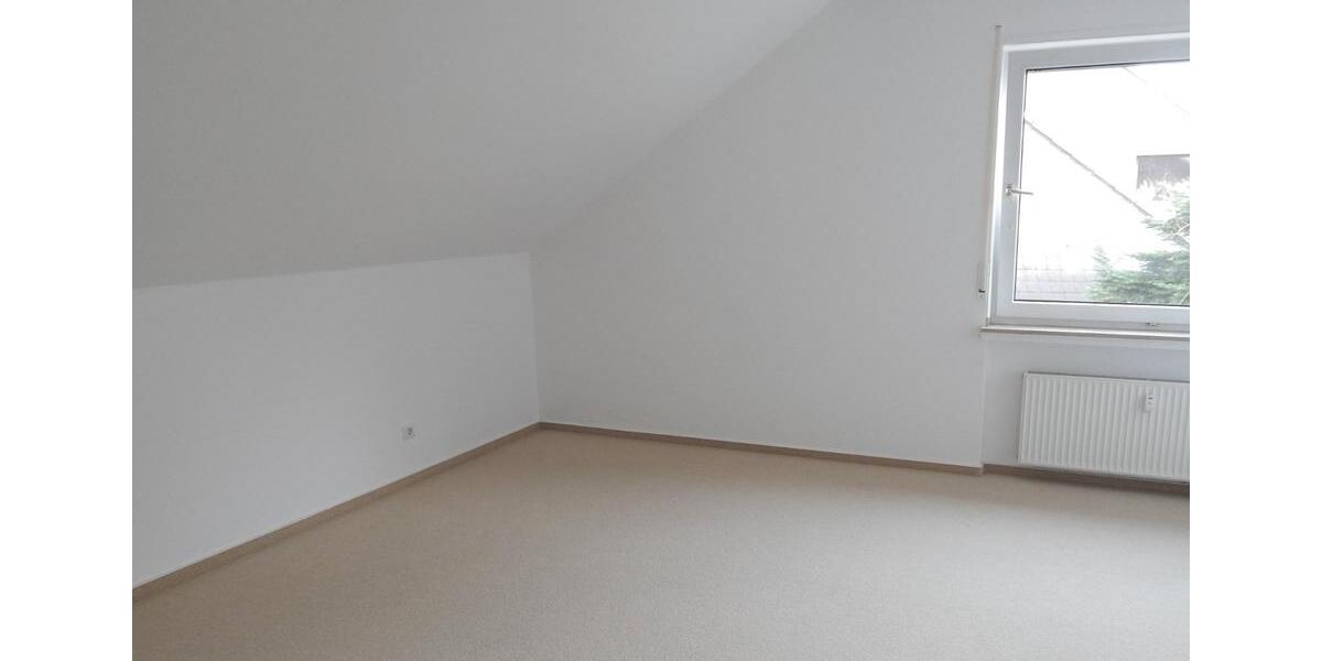 Dachgeschoßwohnung Dortmund Aplerbeck - 3.5 Zimmer, 105 m&sup2;, 995&euro; | Angebot:26428265