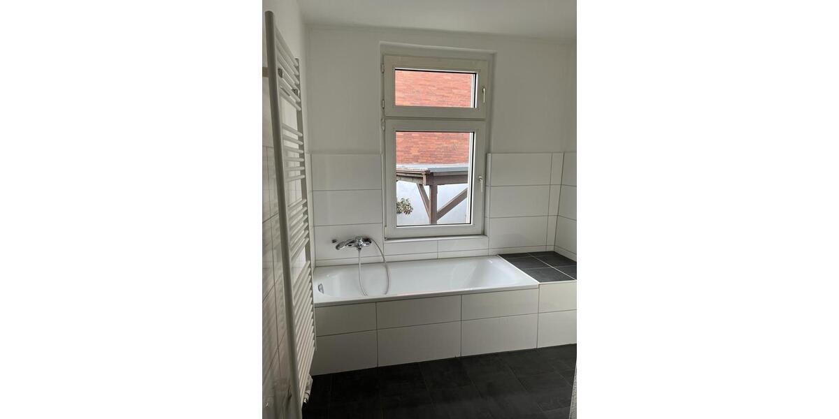 Erdgeschoßwohnung Gelsenkirchen Resse - 4 Zimmer, 125 m&sup2;, 1.375&euro; | Angebot:25291676