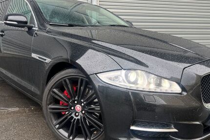 Jaguar XJ 135.779 km 19.990 &euro; Wuppertal 42285