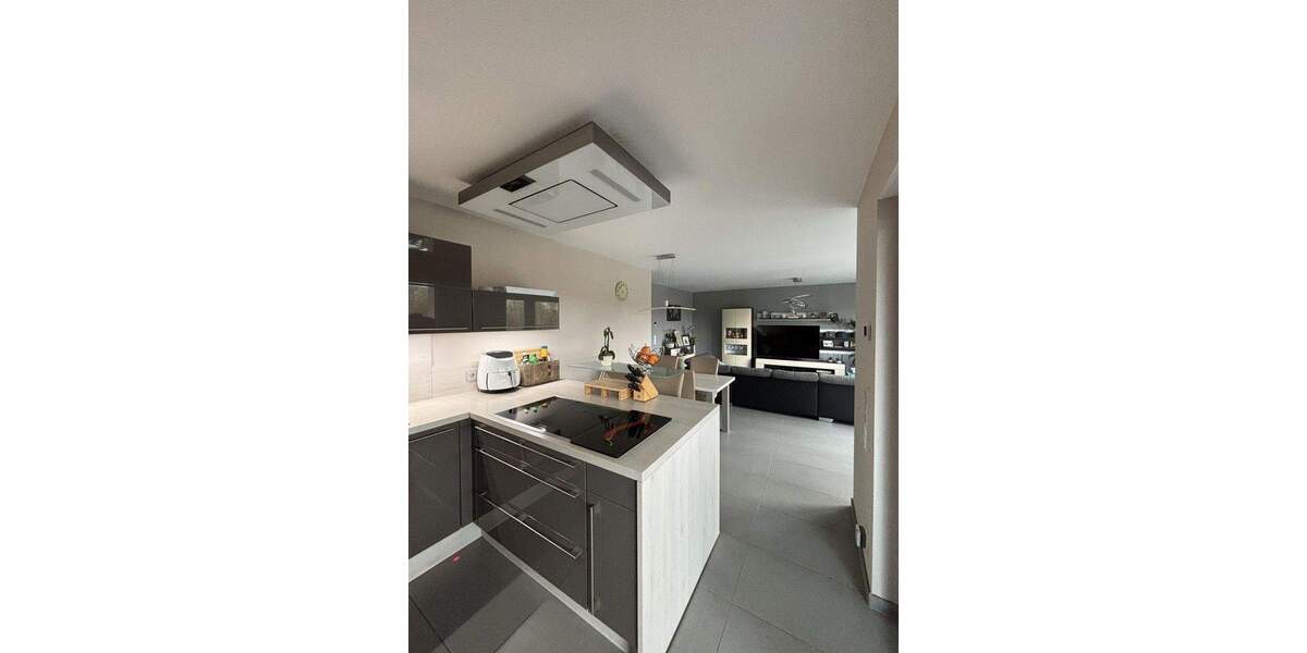 Etagenwohnung Oberhausen Klosterhardt-Nord - 3 Zimmer, 96 m&sup2;, 359.000&euro; | Angebot:24711885