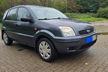 Ford Fusion 194.000 km 1.450 &euro; Bochum 44866