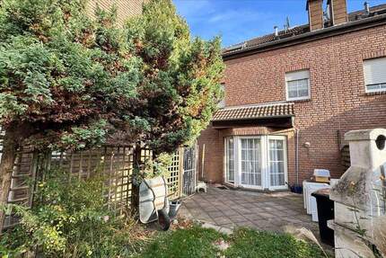 Willkommen Zuhause...! Reiheneckhaus mit Garage zum Verkauf. 4 zimmer