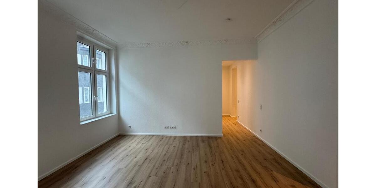 Erstbezug, Neu-renovierte 3-Zimmerwohnung, Altbau im Stadtzentrum 3 zimmer