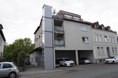 RUHIGES ZUHAUSE MIT CHARME, PLATZ UND BALKON 4 zimmer
