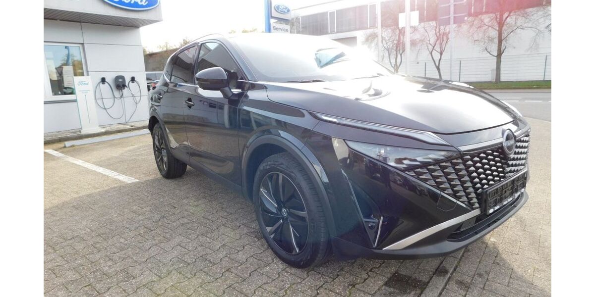 Nissan Qashqai 5.300 km 29.890 &euro; Selm 59379