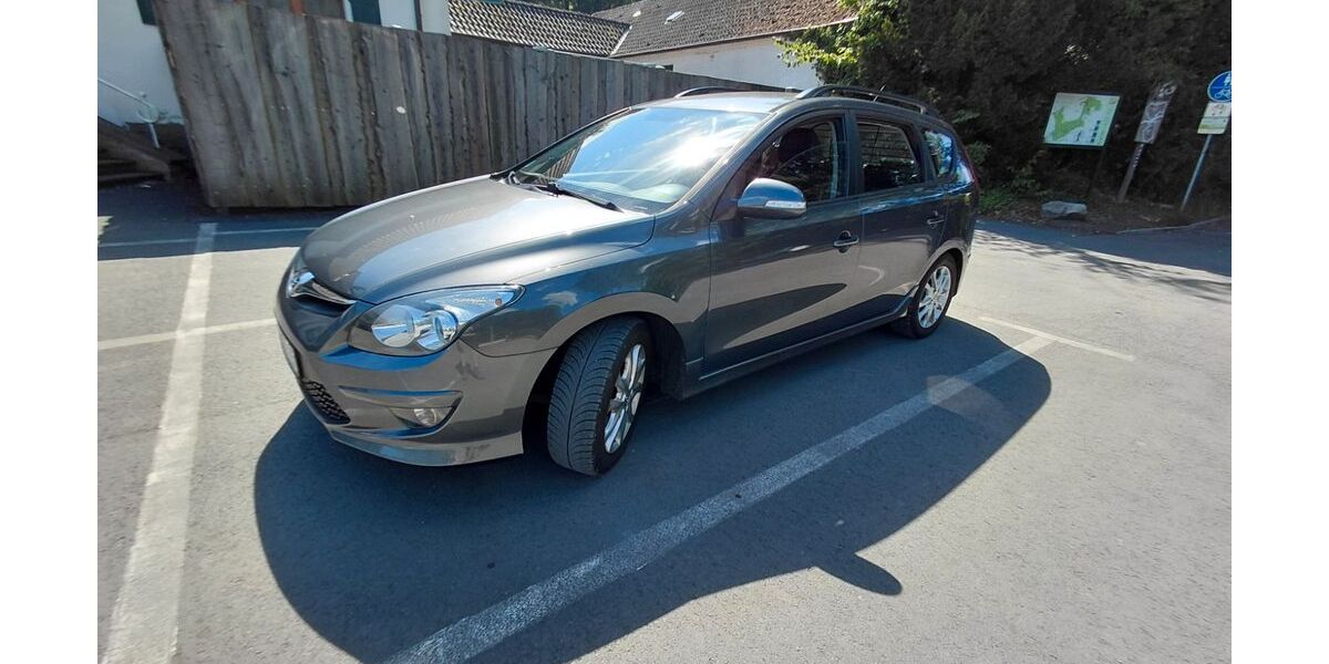 Hyundai i30 237.510 km 3.500 &euro; Dortmund 44267
