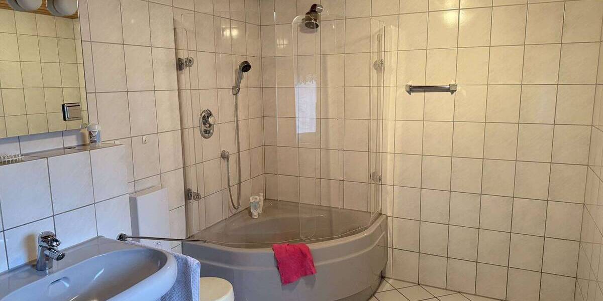 Doppelhaushälfte Recklinghausen Hillerheide - 8 Zimmer, 225 m&sup2;, 345.000&euro; | Angebot:25731462