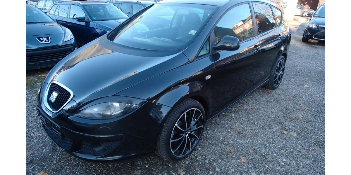 Seat Altea 230.000 km 3.499 &euro; Oberhausen 46149