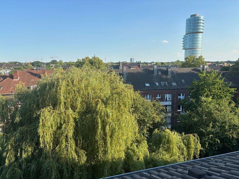 PRIVAT: Moderne 2,5 Zi. Dachgeschoss-Wohnung in ruhiger zentraler Top-Lage, ohne Balkon 2.5 zimmer