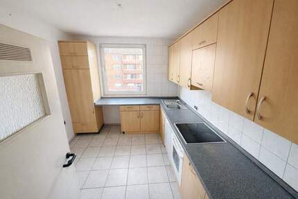 Zentrale 4-Zimmer-Wohnung ca. 92 m² mit Einbauküche - Innenstadt Gelsenkirchen 3 zimmer