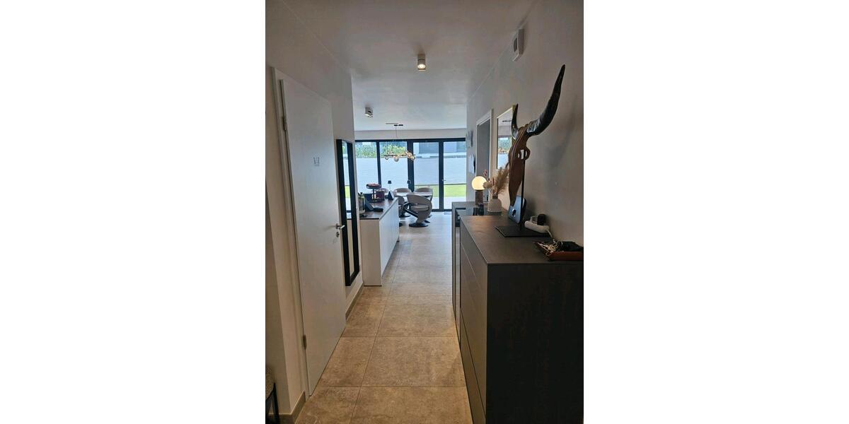 Erdgeschoßwohnung Essen Stadtbezirk VIII - 4 Zimmer, 115 m&sup2;, 575.000&euro; | Angebot:24841802