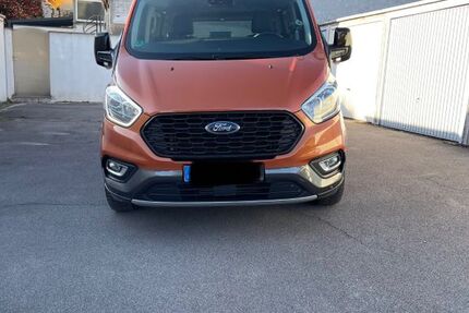 Ford Tourneo Custom 45.000 km 44.900 € Mettmann 40822
