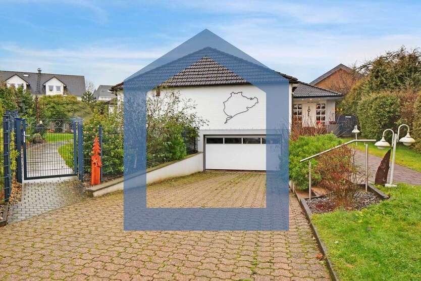 Haus zum Kaufen in Velbert 819.000 € 204 m²