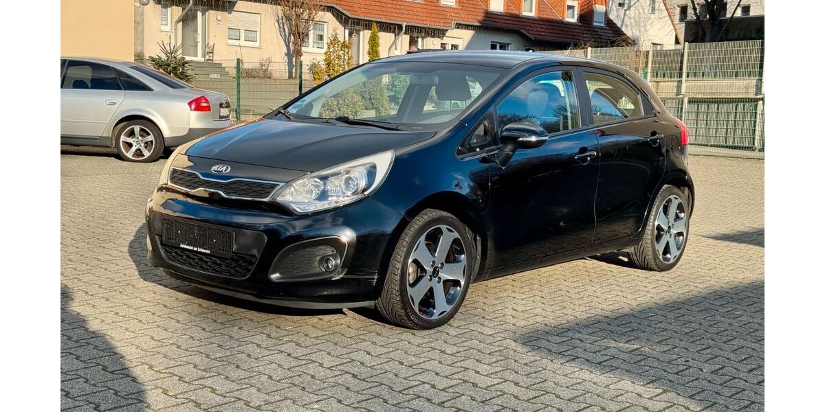Kia Rio 137.500 km 5.900 &euro; Essen 45327