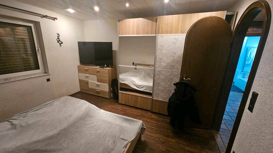 Erdgeschoßwohnung Essen Frillendorf - 3 Zimmer, 75 m&sup2;, 300.000&euro; | Angebot:25143423