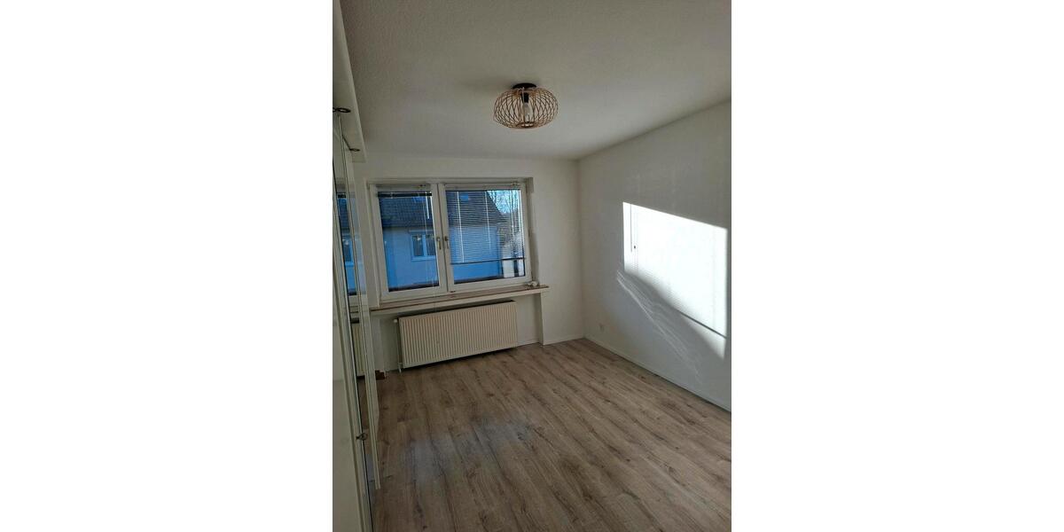 Etagenwohnung Schwelm - 3 Zimmer, 88 m&sup2;, 760&euro; | Angebot:25635905