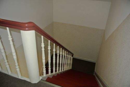 Im Königreich Mülheim-Broich 2 Zimmer Dachgeschoss im gepflegten Altbau mit Balkon** 2 zimmer