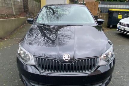 Skoda Fabia 102.000 km 6.900 &euro; Bochum 44879