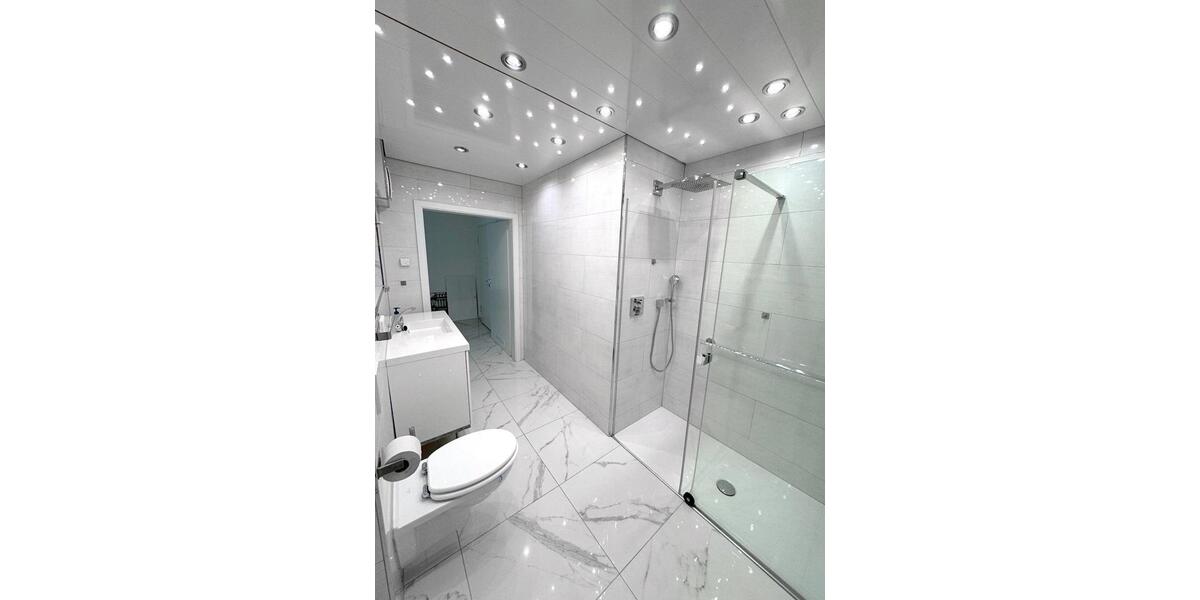 Neuwertige 2-Zimmer-Wohnung mit Terrasse und TG-Stellplatz 2 zimmer