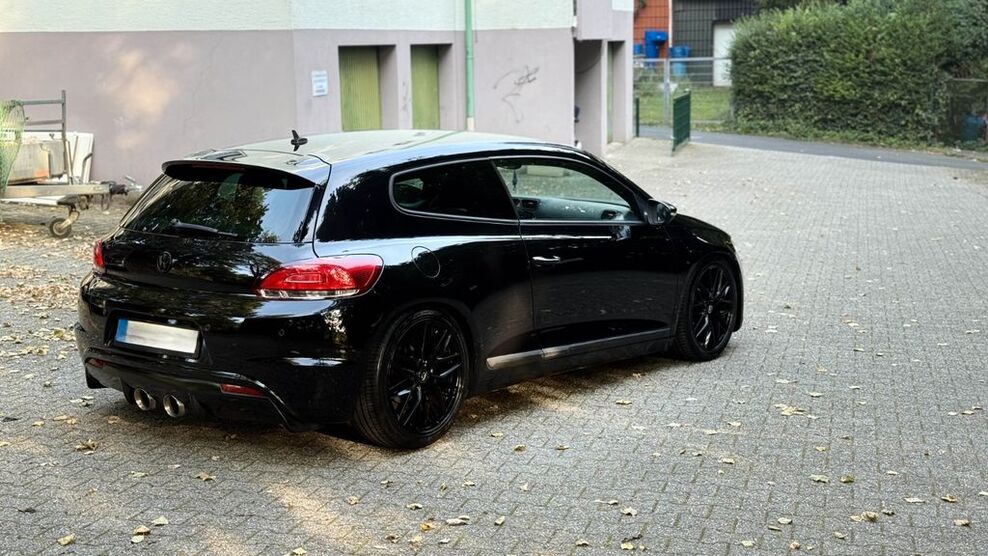 VW Scirocco 189.000 km 6.999 € Remscheid 42857