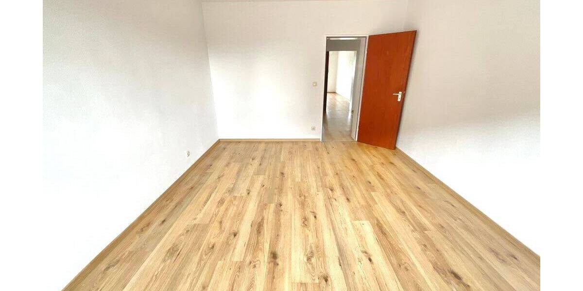 Etagenwohnung Recklinghausen Süd - 3 Zimmer, 82 m&sup2;, 619&euro; | Angebot:25739711