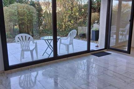 Hochkarätige Singlewohnung mit Sonnenterrasse u Stellplatz 2 zimmer