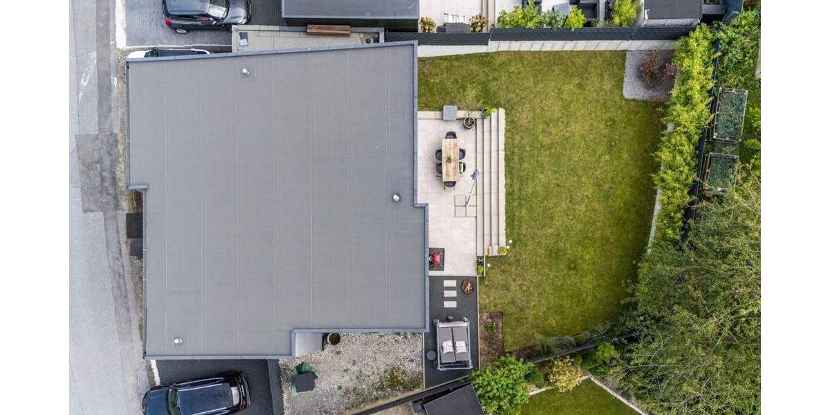 Souveränes Wohnen: Modernes Einfamilienhaus in einer der besten Lagen (Erbpacht) 5 zimmer