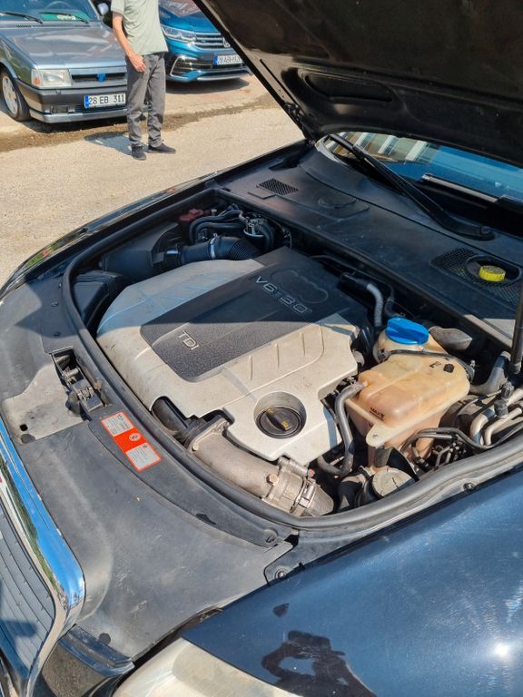 Audi A6 200.000 km 6.800 € Bergkamen 59192
