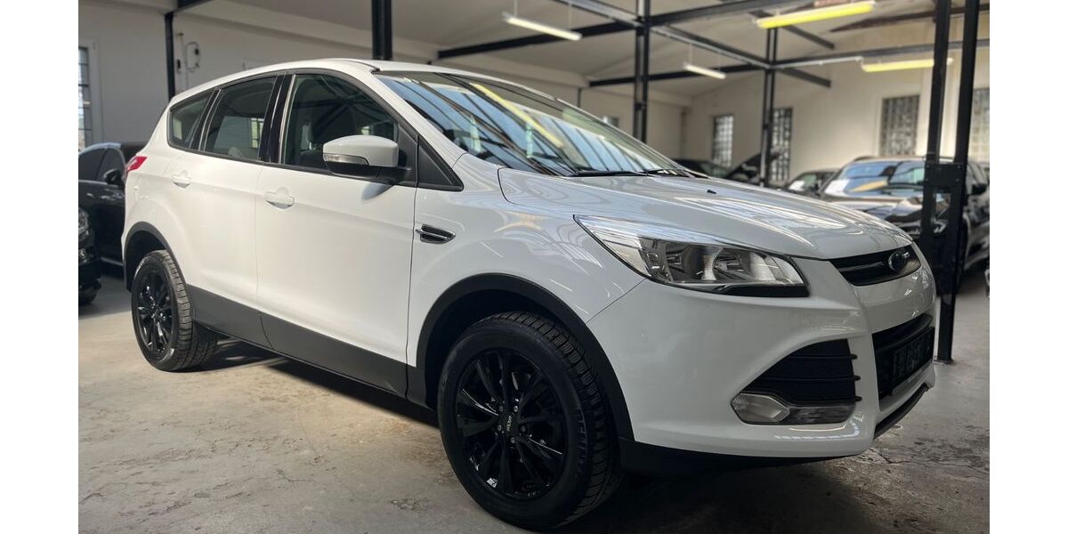 Ford Kuga 61.700 km 10.600 &euro; Velbert 42551