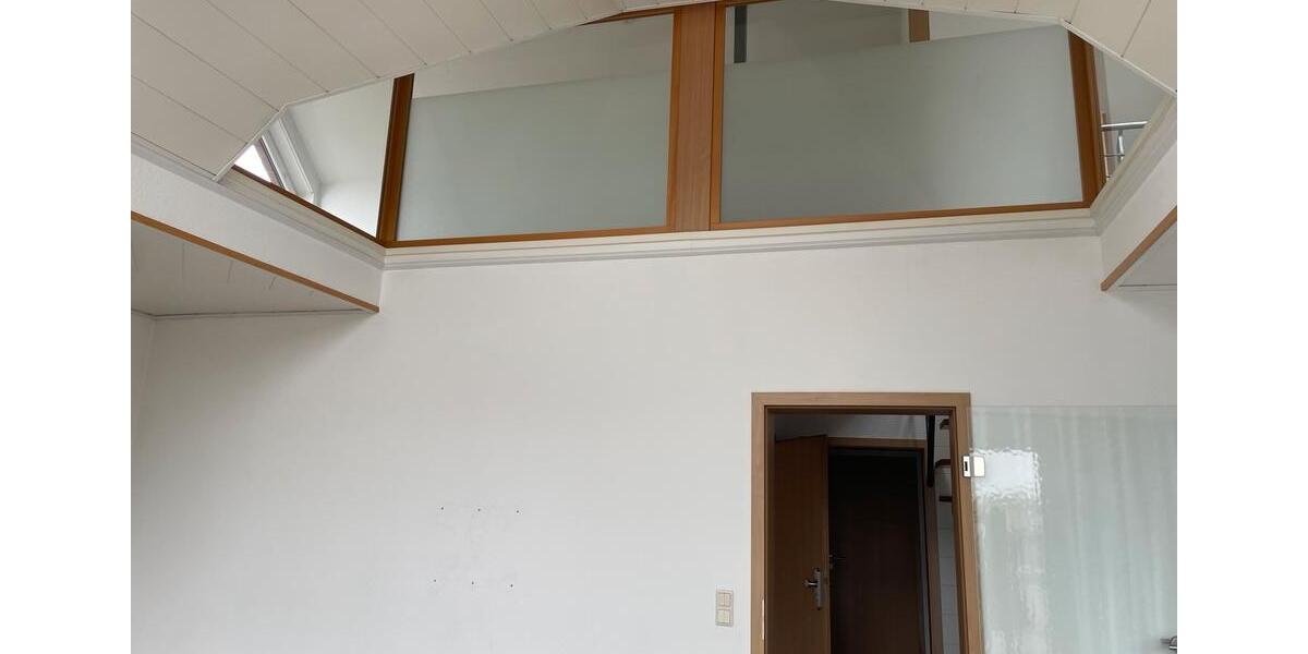 Dachgeschoßwohnung Oberhausen Biefang - 3.5 Zimmer, 84 m&sup2;, 810&euro; | Angebot:25935368