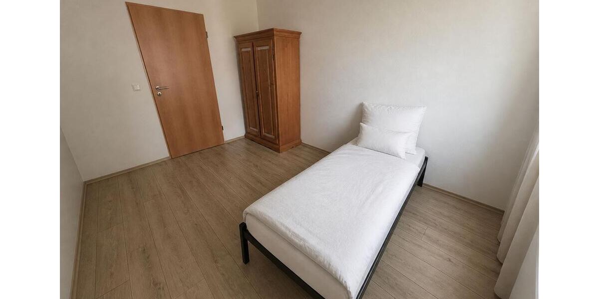 Etagenwohnung Bochum Laer - 3.5 Zimmer, 83 m&sup2;, 800&euro; | Angebot:26415598
