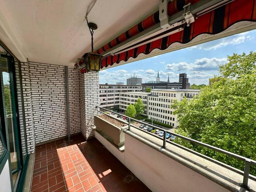 Zentrale und frisch renovierte 2,5 Zimmerwohnung in der Altstadt