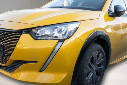 Peugeot 208 16.154 km 19.485 &euro; Dortmund 44263