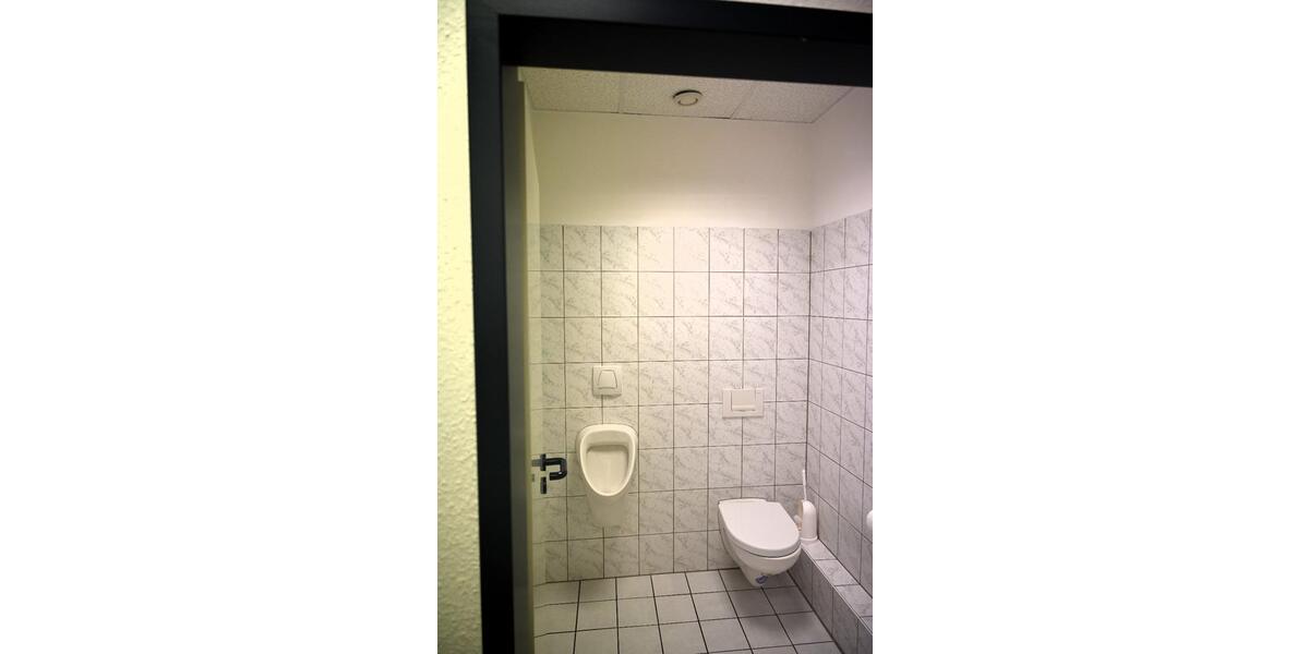 Bürofläche | 175 m² | M2 Gewerbegebiet zimmer