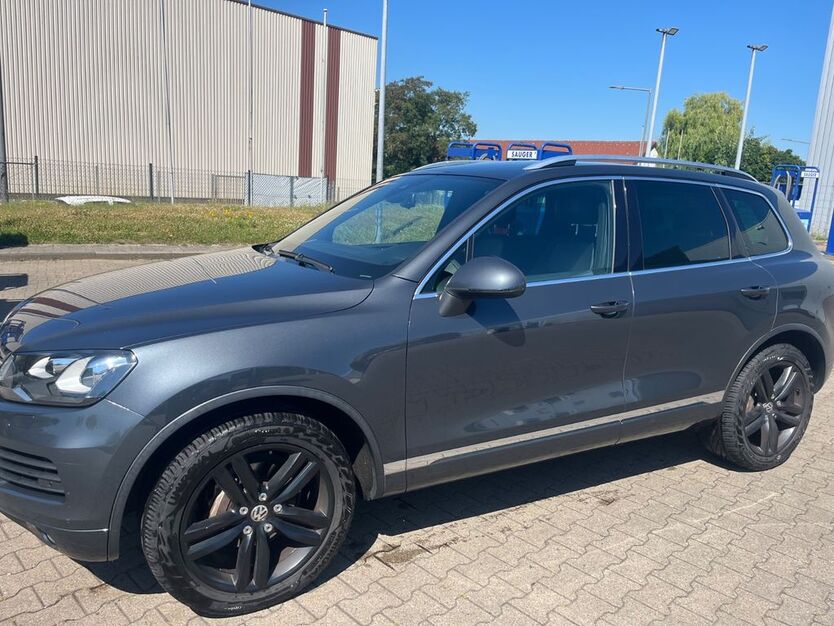 VW Touareg 263.000 km 12.600 € Bochum 44869