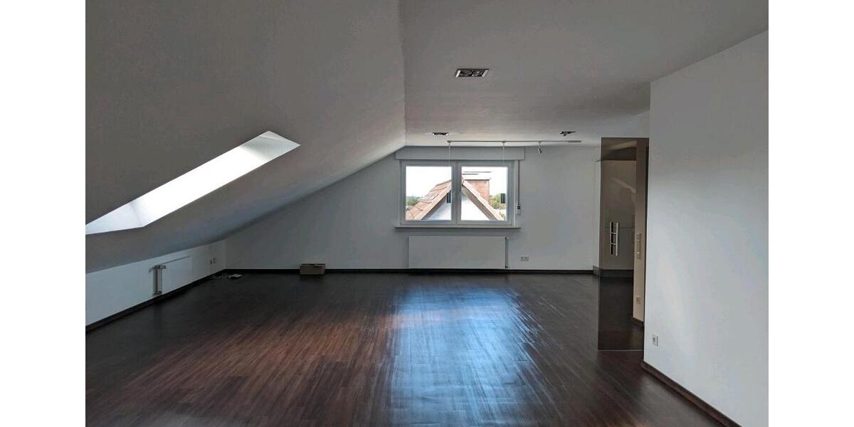 Dachgeschoßwohnung Dortmund Aplerbeck - 2.5 Zimmer, 100 m&sup2;, 900&euro; | Angebot:27552015