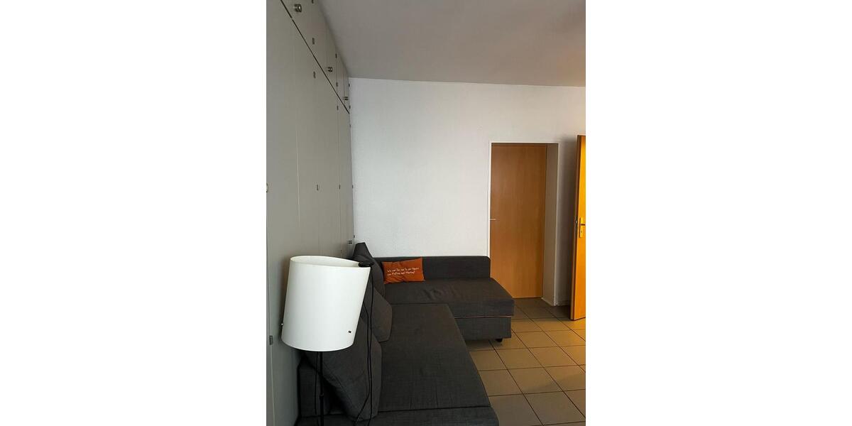 Etagenwohnung Bochum Wiemelhausen - 2 Zimmer, 90 m&sup2;, 550&euro; | Angebot:25759292