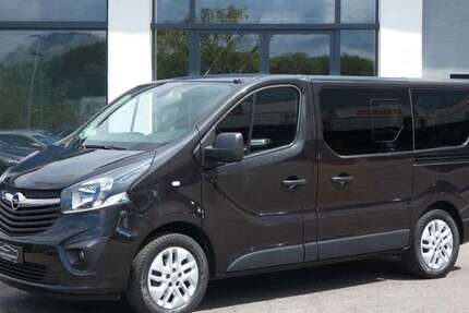 Opel Vivaro 140.053 km 16.450 &euro; Bochum 44807