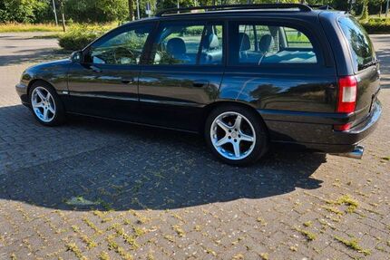 Opel Omega 242.000 km 4.500 &euro; Marl 45770