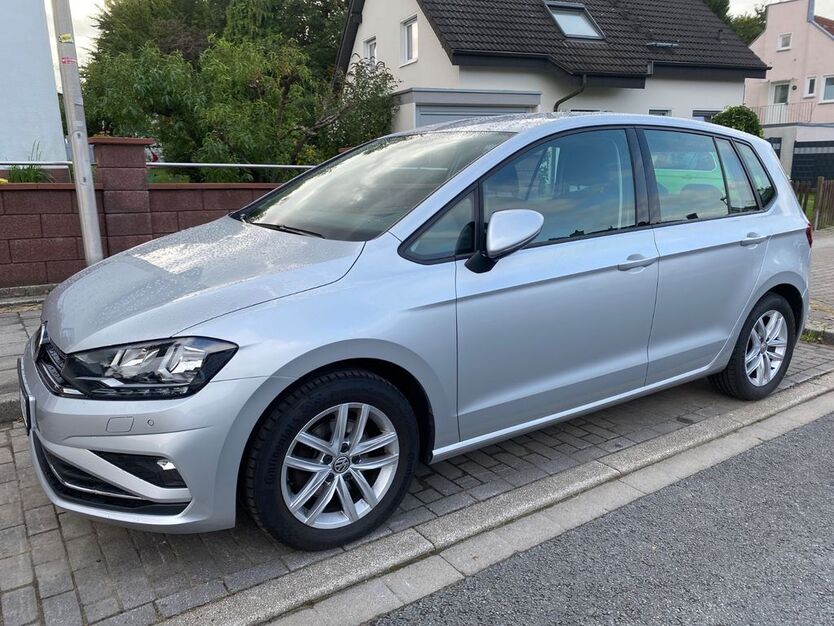 VW Golf Sportsvan 53.000 km 18.800 € Witten 58452