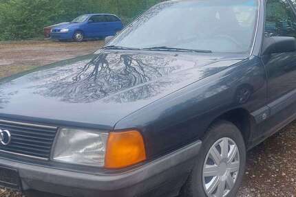 Audi 100 215.000 km 2.950 € Bochum 44801