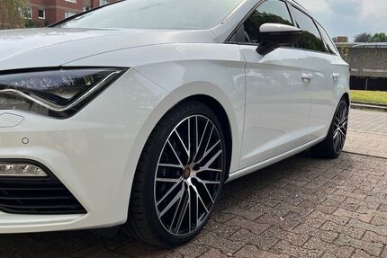 Seat Leon 86.000 km 22.999 € Holzwickede 59439