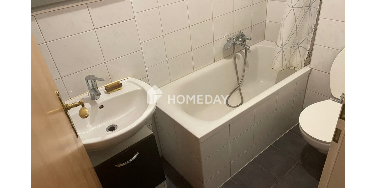 Etagenwohnung Oberhausen Schlad - 6 Zimmer, 127 m&sup2;, 180.000&euro; | Angebot:24910467