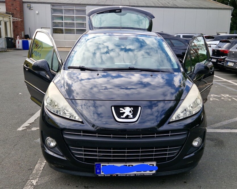 Peugeot 207 166.562 km 1.200 € Essen 45121