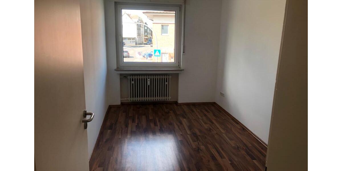 Etagenwohnung Castrop-Rauxel Becklem - 3 Zimmer, 100 m&sup2;, 950&euro; | Angebot:26439679