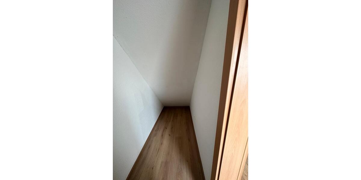 Etagenwohnung Witten - 1 Zimmer, 70 m&sup2;, 600&euro; | Angebot:26063543