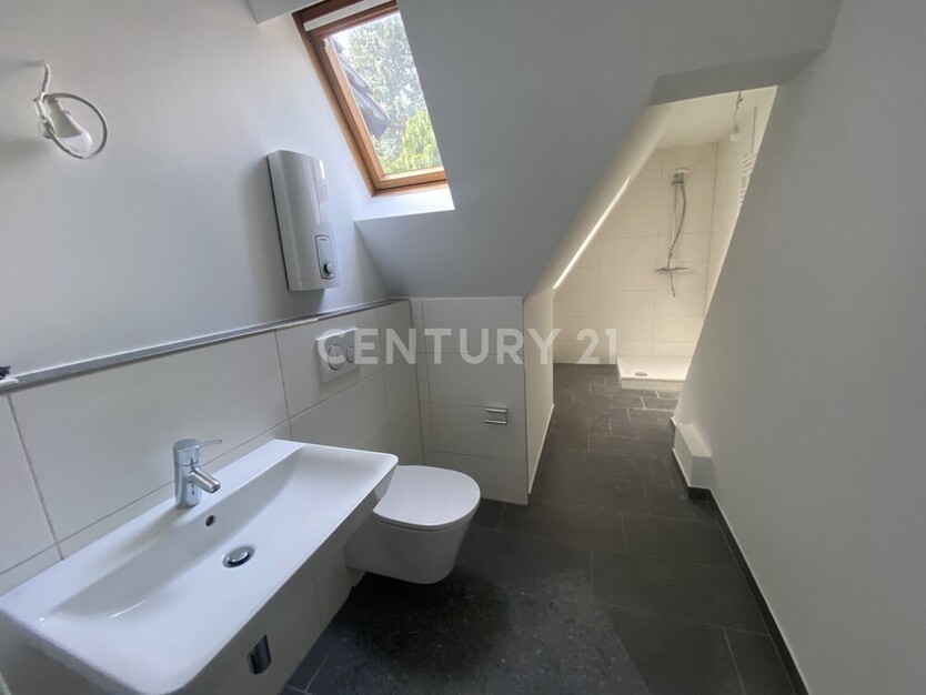 Besonderes Wohnflair im modernisierten Altbau 2 zimmer