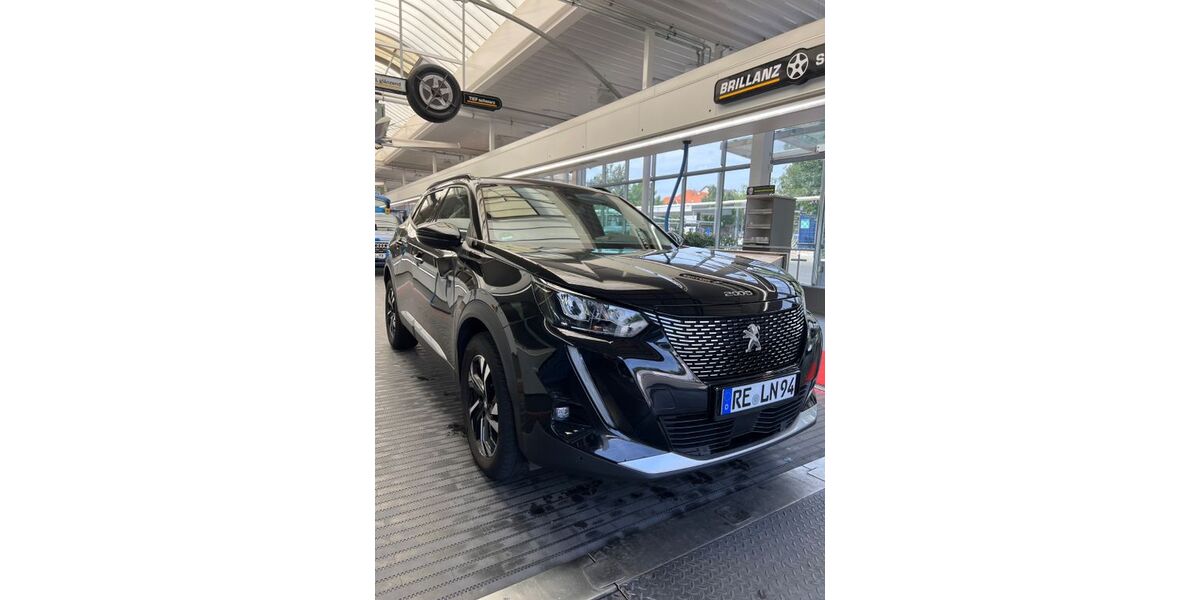 Peugeot 2008 98.652 km 11.900 &euro; Essen 45356