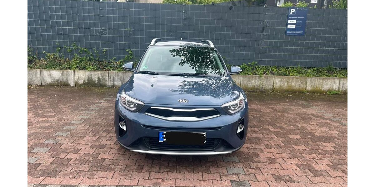 Kia Stonic 55.000 km 11.600 &euro; Gelsenkirchen 45897