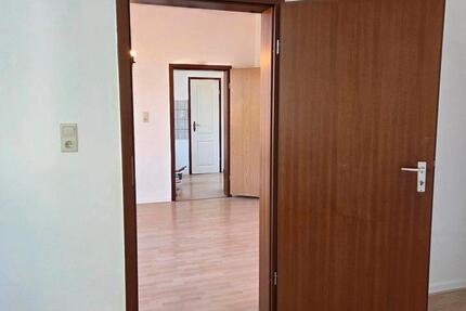 Wohnung Bochum Bochum-Mitte - 3 Zimmer, 45 m&sup2;, 550&euro; | Angebot:26411541